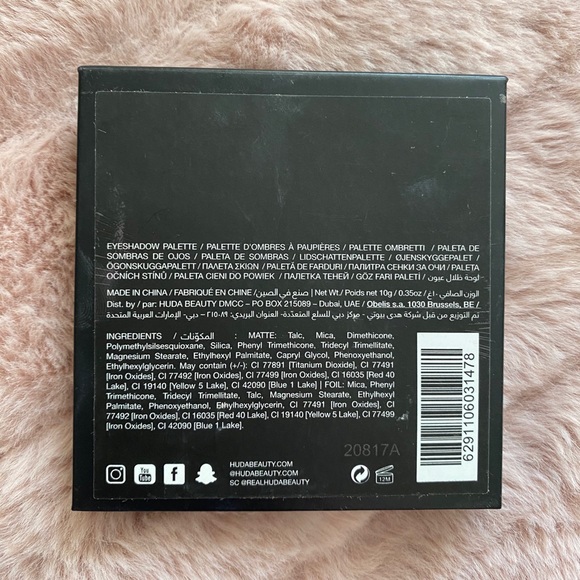 Huda Beauty Eyeshadow Palette - Picture 4 of 4